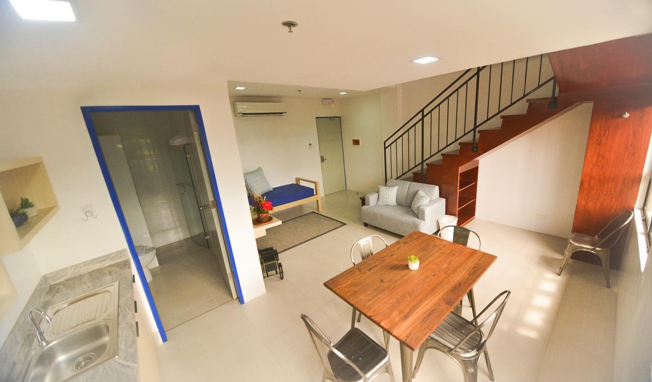 Felix Residences Cebu Exterior photo
